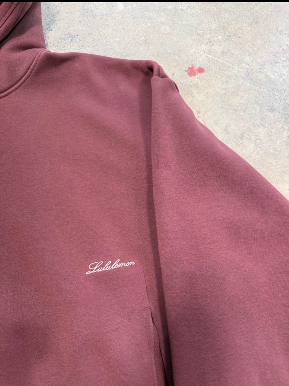 lululemon athletica Men's Maroon oversized Pullover Hoodie - Picture 3 of 5